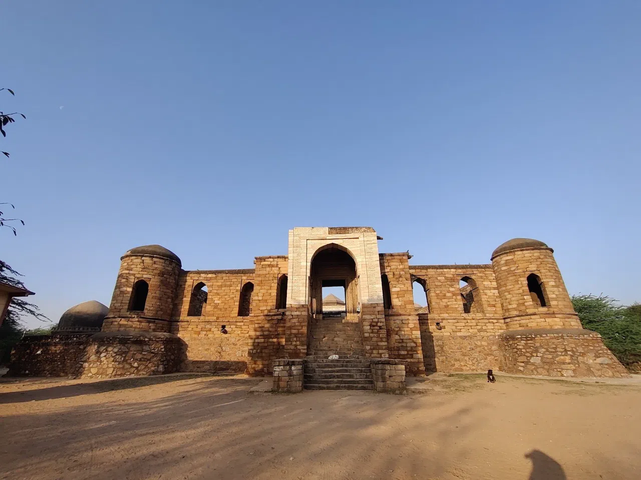 Walking Delhi's Tombs From the Slave Kings to the Last Mughal