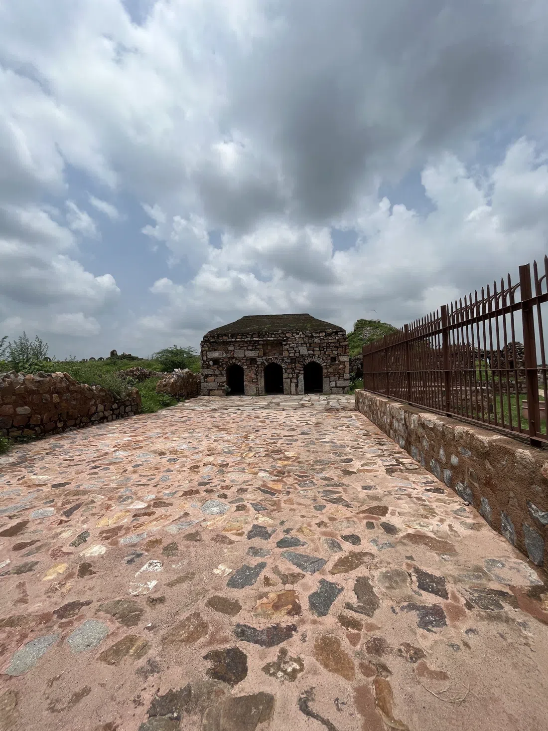 Tughlaqabad Fort Baoli (Baoli Este), Delhi