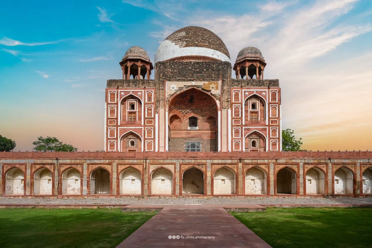 Tomb of Abdul Rahim Khan-i-Khanan, Delhi