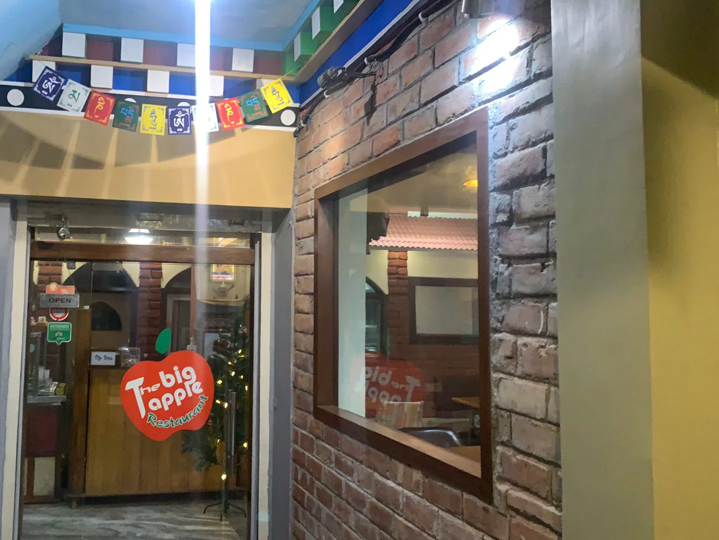 The Big Apple, Delhi