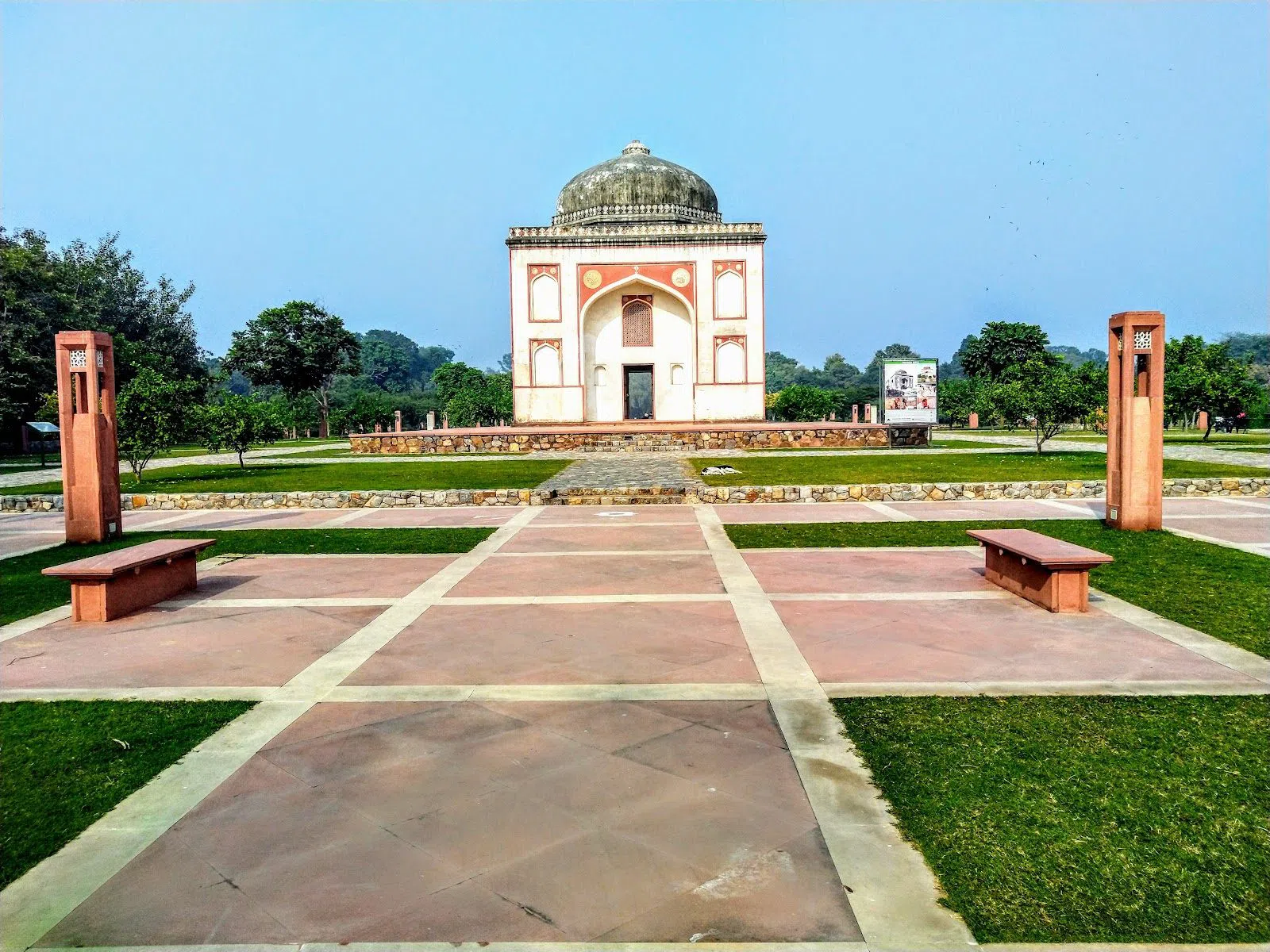 Sunder Nursery (Azim Bagh), Delhi