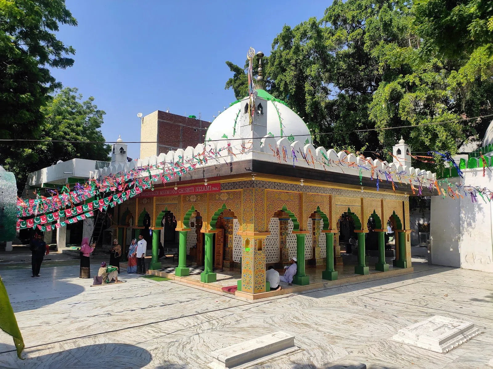 Hazrat Khwaja Nasiruddin Chirag Dilli Dargah, Delhi