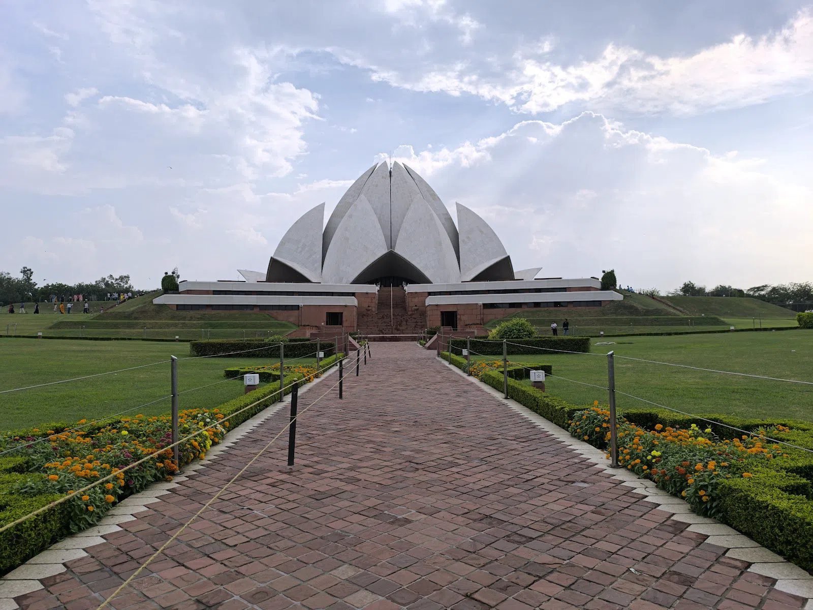 Lotus-Tempel (Baháʼí-Haus der Andacht), Delhi